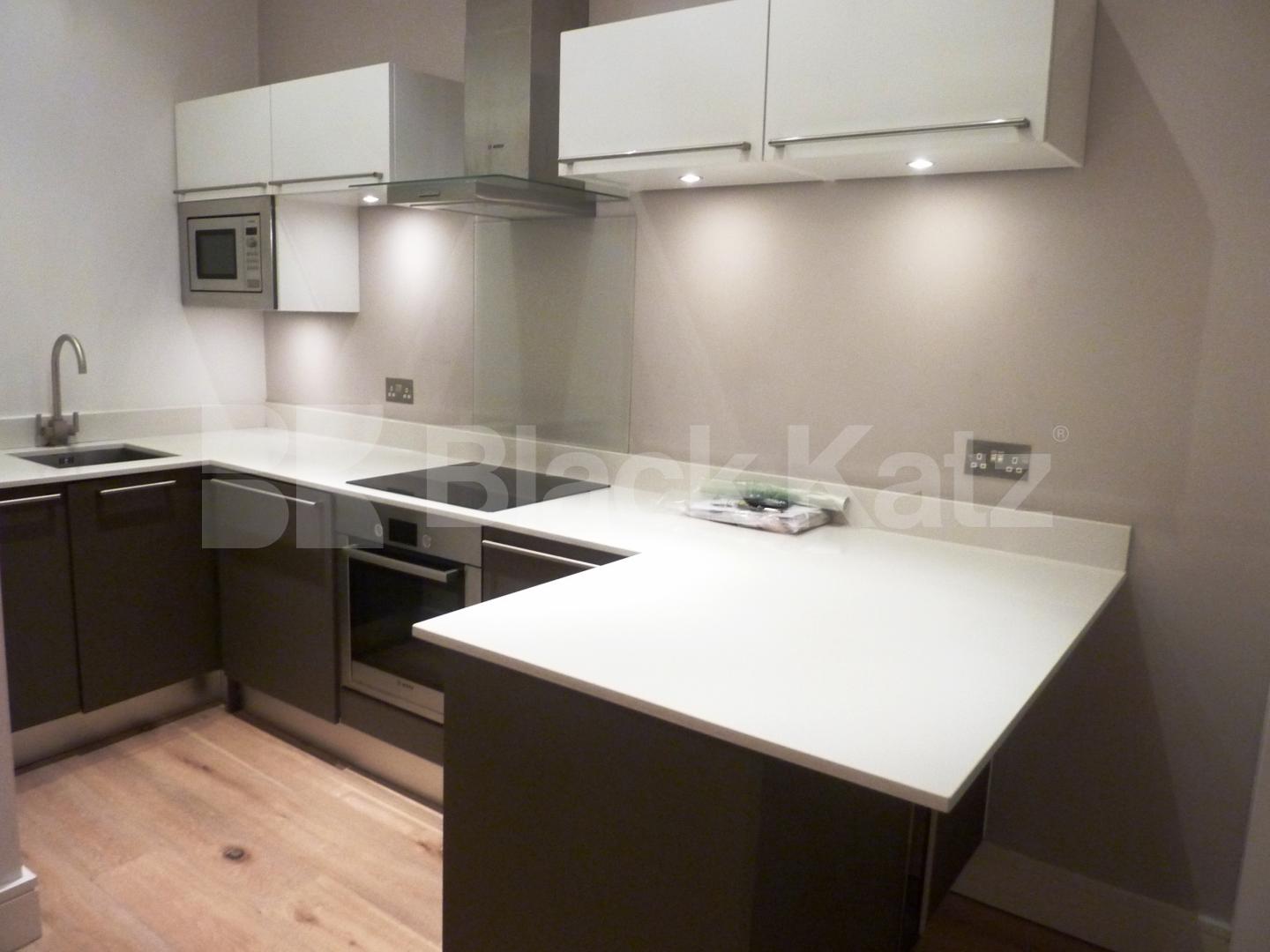 			GREAT APARTMENT IN A FANTASTIC LOCATION, 1 Bedroom, 1 bath, 1 reception Flat			 Murray Street, CAMDEN